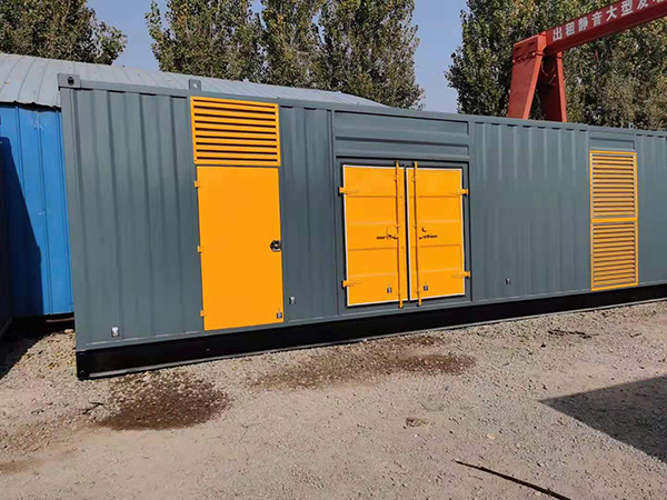 涪陵300kw 柴油发电机组用多大的空气开关？