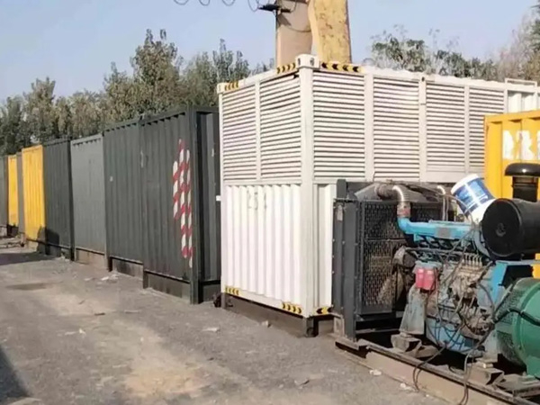 涪陵200KW柴油发电机机组每小时油耗是多少?